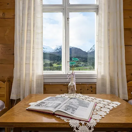 別荘 Elvehuset By Interhome Holsen