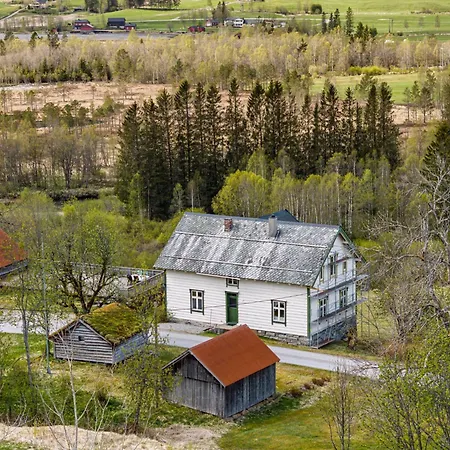 Nyaraló Elvehuset By Interhome Holsen