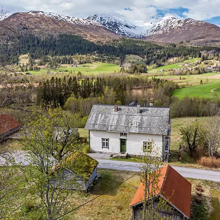 Elvehuset By Interhome * Holsen