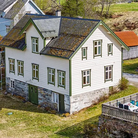 Semesterbostad Elvehuset By Interhome
