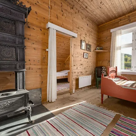 Elvehuset By Interhome Semesterbostad Holsen